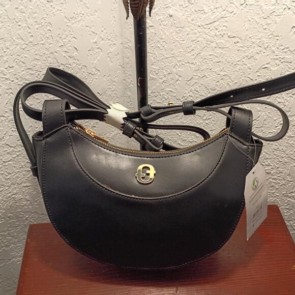 Time and Tru Women's Olivia Crossbody, Black - Picture 1 of 3